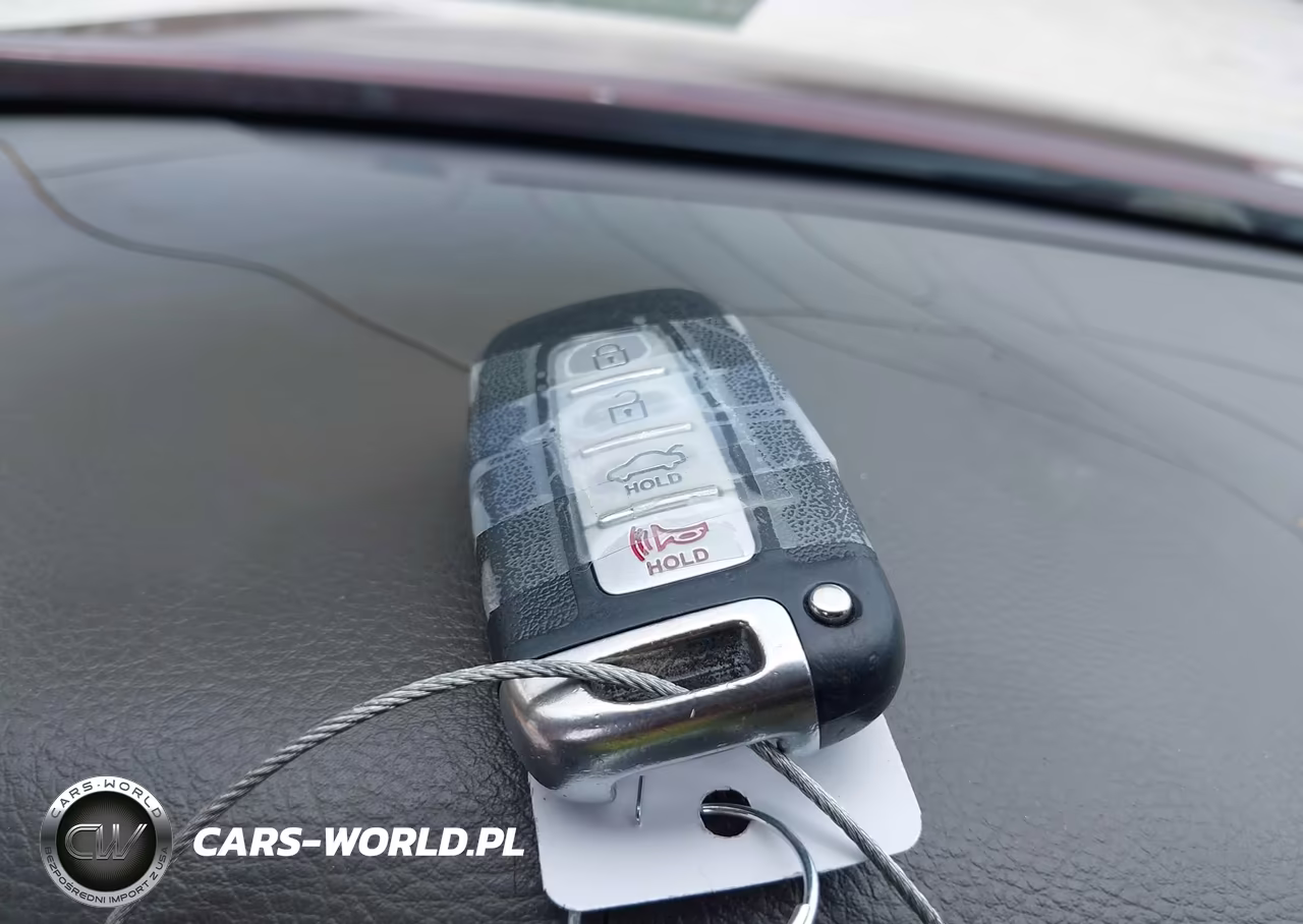 2012 Hyundai Genesis 4.6 VIN:KMHGC4DF8CU155674 - 11