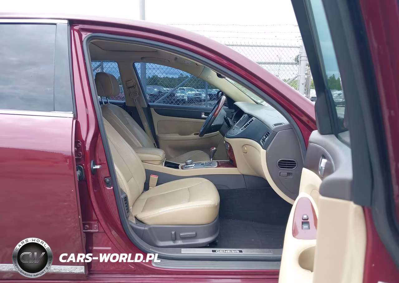 2012 Hyundai Genesis 4.6 VIN:KMHGC4DF8CU155674 - 5