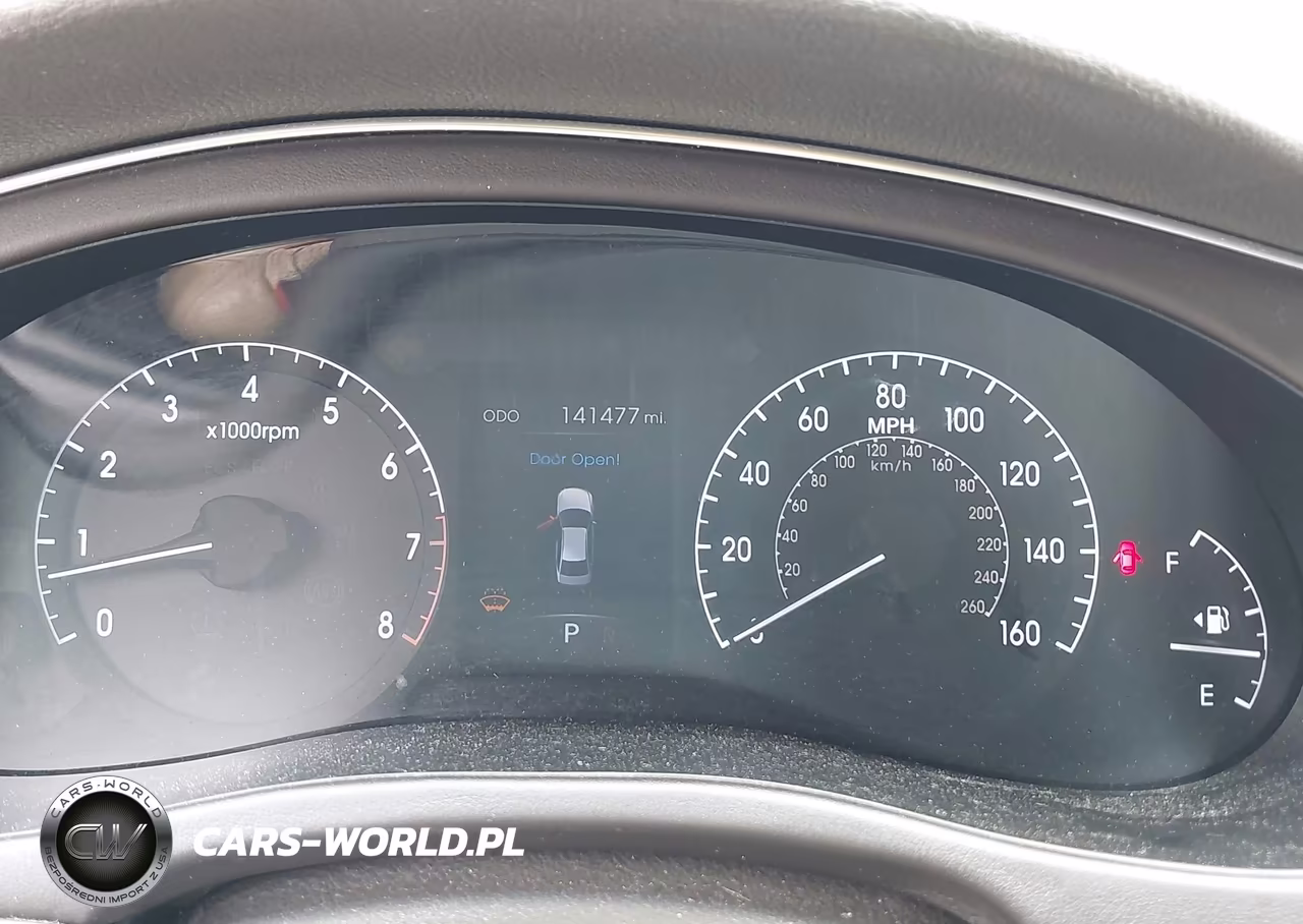 2012 Hyundai Genesis 4.6 VIN:KMHGC4DF8CU155674 - 7
