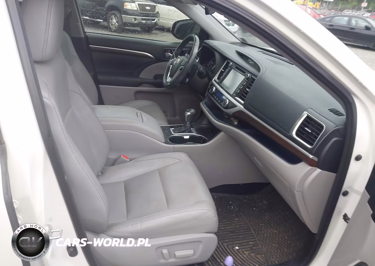 2015 Toyota Highlander Limited Platinum V6 VIN:5TDDKRFH9FS133617 - 5