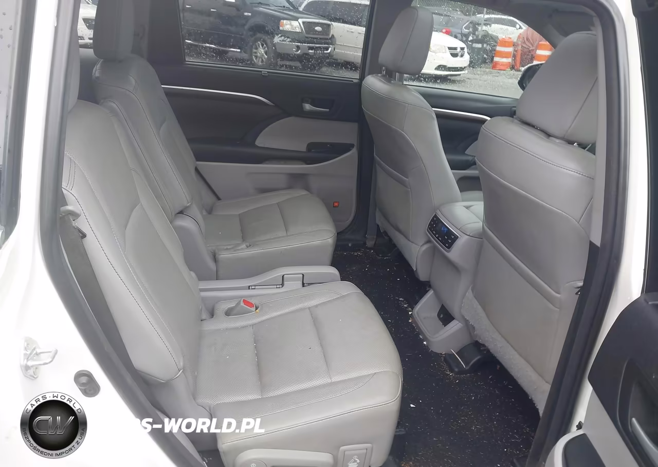 2015 Toyota Highlander Limited Platinum V6 VIN:5TDDKRFH9FS133617 - 8
