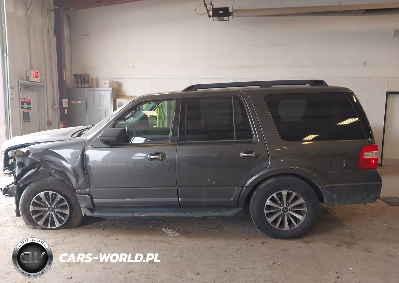 2016 Ford Expedition Xlt VIN:1FMJU1JT9GEF35909 - 14