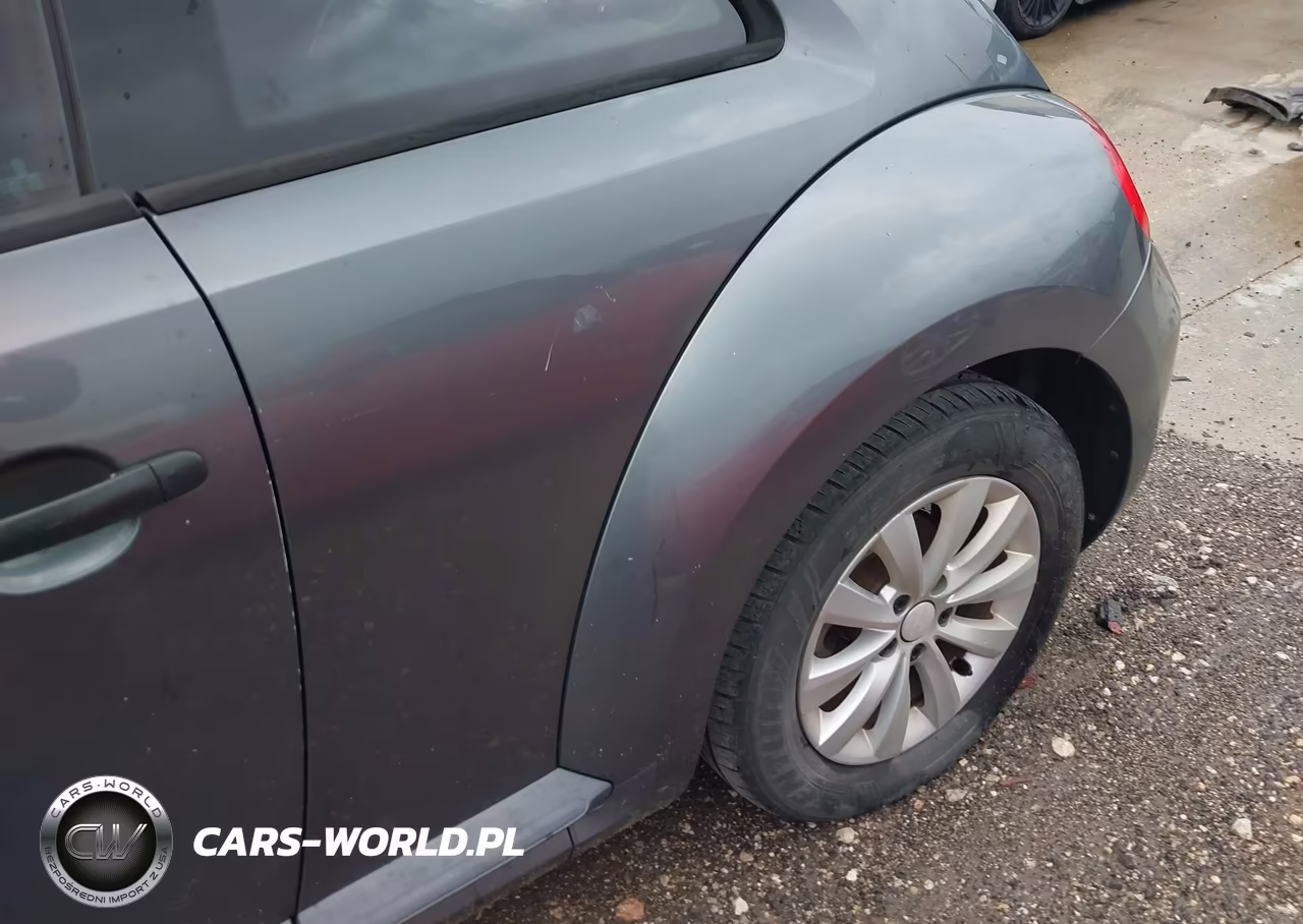2013 Volkswagen Beetle 2.5L-2.5L Fender Edition VIN:3VWFP7AT4DM669721 - 13