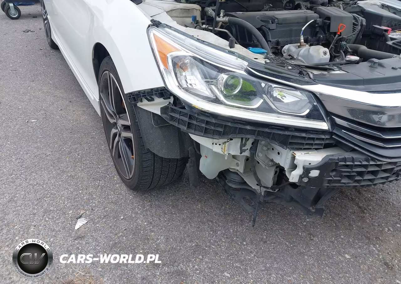 2016 Honda Accord Sport VIN:1HGCR2F54GA206283 - 18