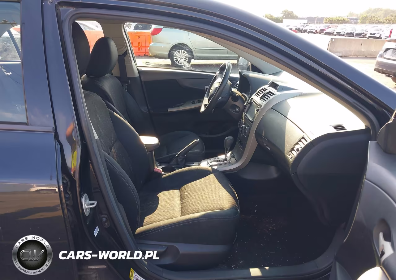 2012 Toyota Corolla S VIN:2T1BU4EE1CC858984 - 5