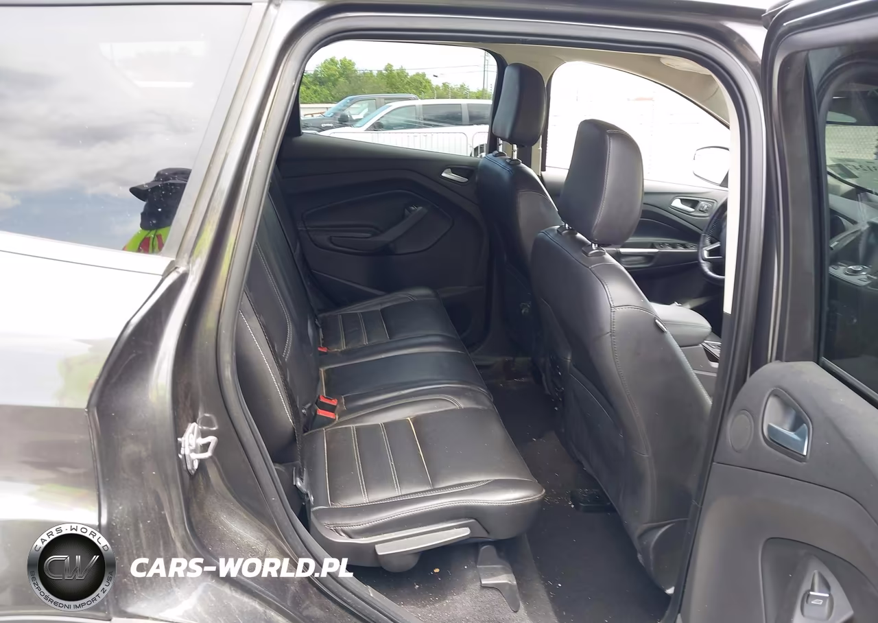 2018 Ford Escape Titanium VIN:1FMCU0J91JUD43615 - 8