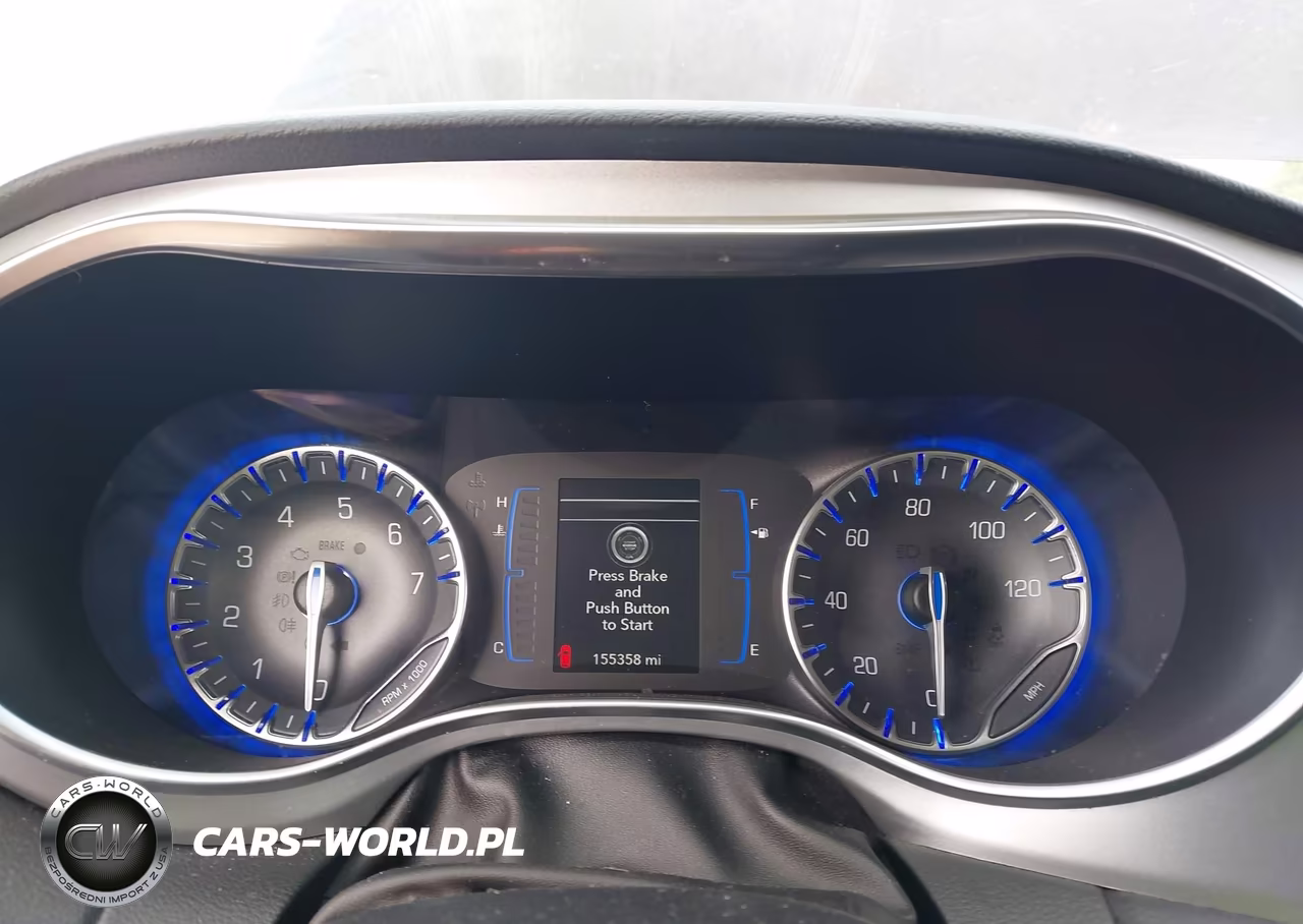 2018 Chrysler Pacifica Touring Plus VIN:2C4RC1FG2JR289303 - 7