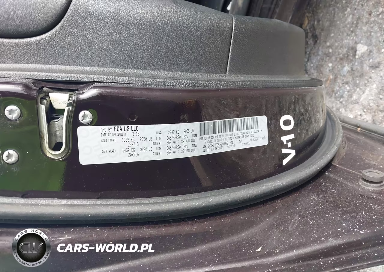 2018 Chrysler Pacifica Touring Plus VIN:2C4RC1FG2JR289303 - 9