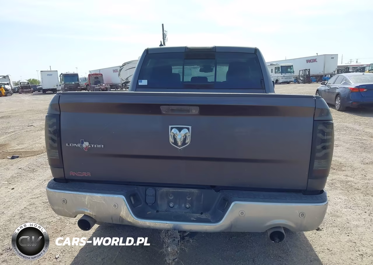2018 Ram 1500 Lone Star Silver 4X2 5'7 Box VIN:1C6RR6LT5JS149684 - 16
