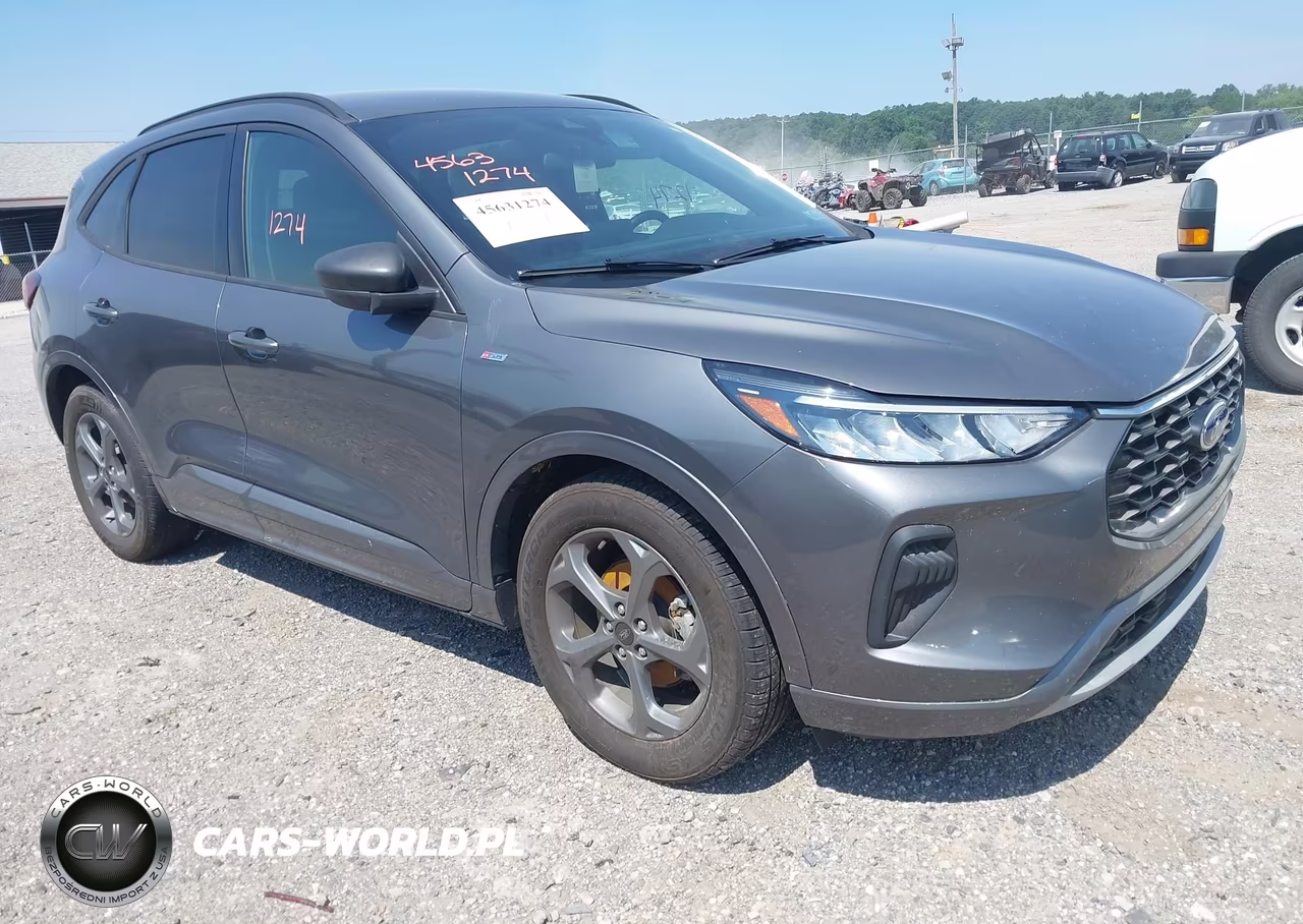 2023 Ford Escape St-Line – zdjęcie 1 z 12