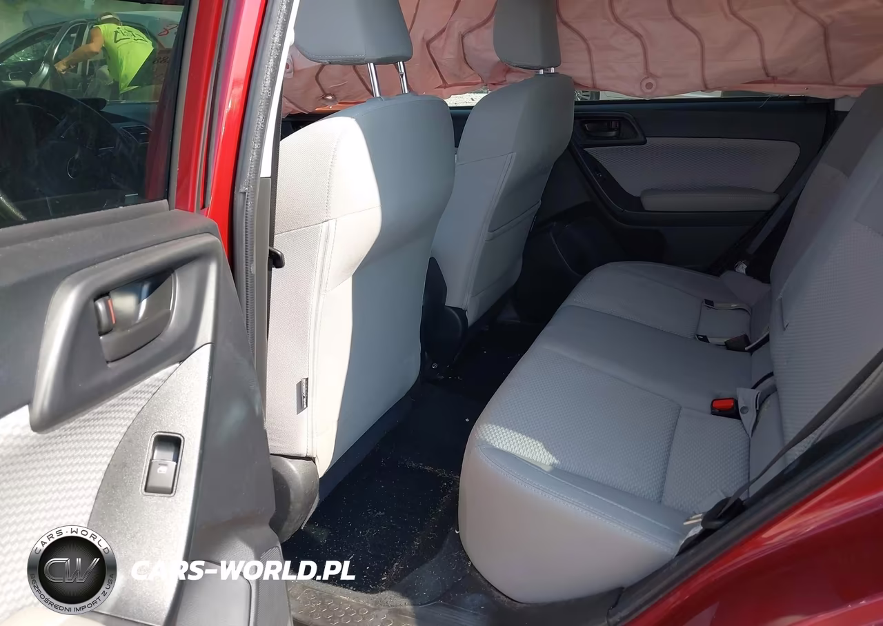 2018 Subaru Forester 2.5I Premium VIN:JF2SJAGC3JH570638 - 8