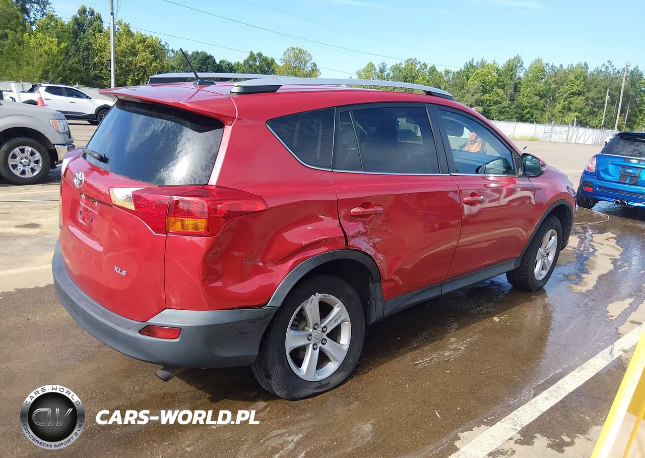 2013 Toyota Rav4 Xle VIN:2T3WFREVXDW065389 - 4