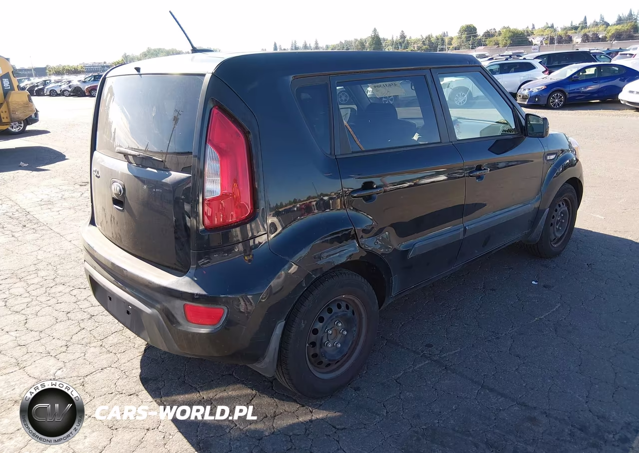2013 Kia Soul VIN:KNDJT2A59D7566320 - 4