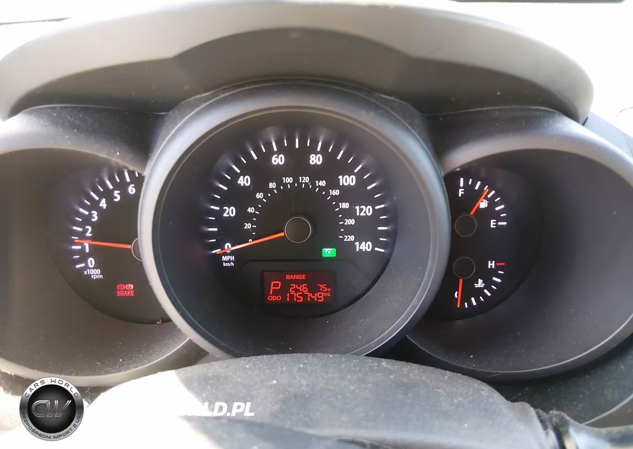 2013 Kia Soul VIN:KNDJT2A59D7566320 - 7