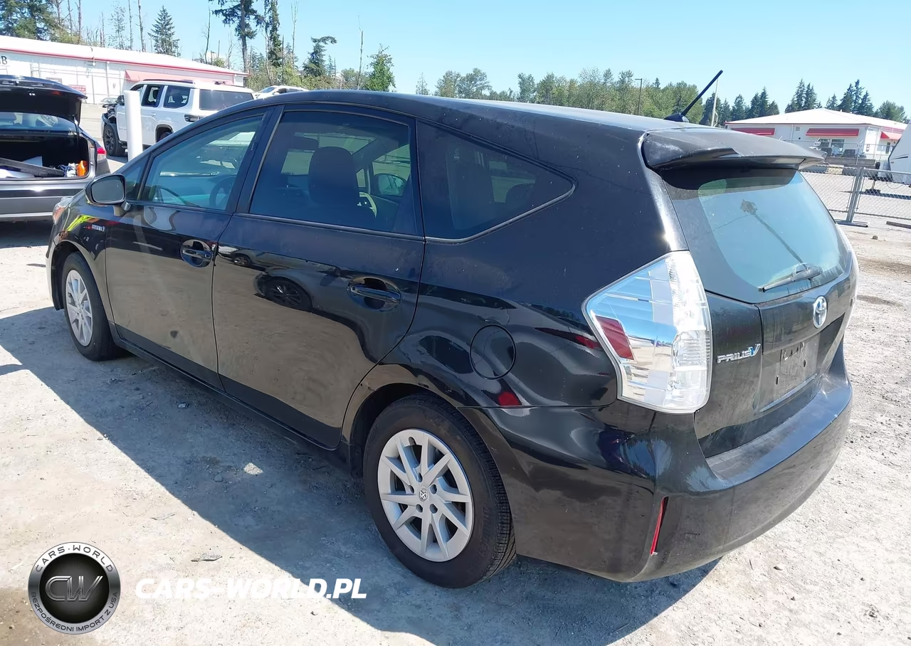 2013 Toyota Prius V Two VIN:JTDZN3EU4D3221269 - 3