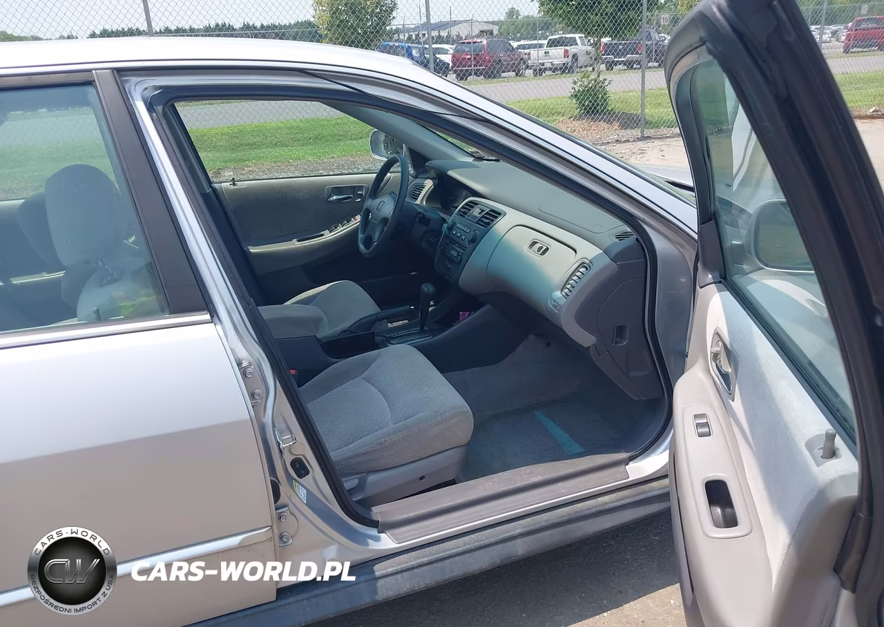 2002 Honda Accord 2.3 Lx VIN:1HGCG66592A050439 - 5