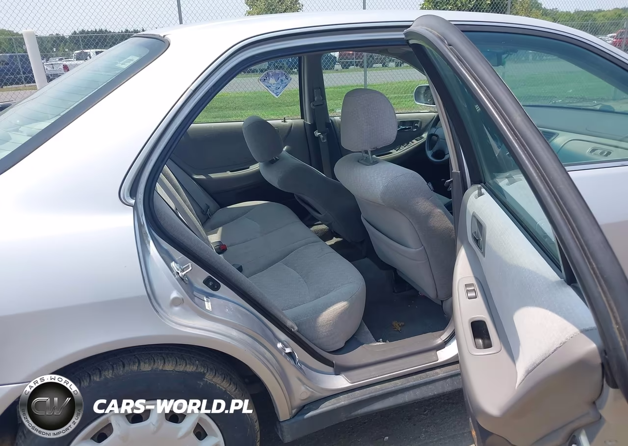 2002 Honda Accord 2.3 Lx VIN:1HGCG66592A050439 - 8