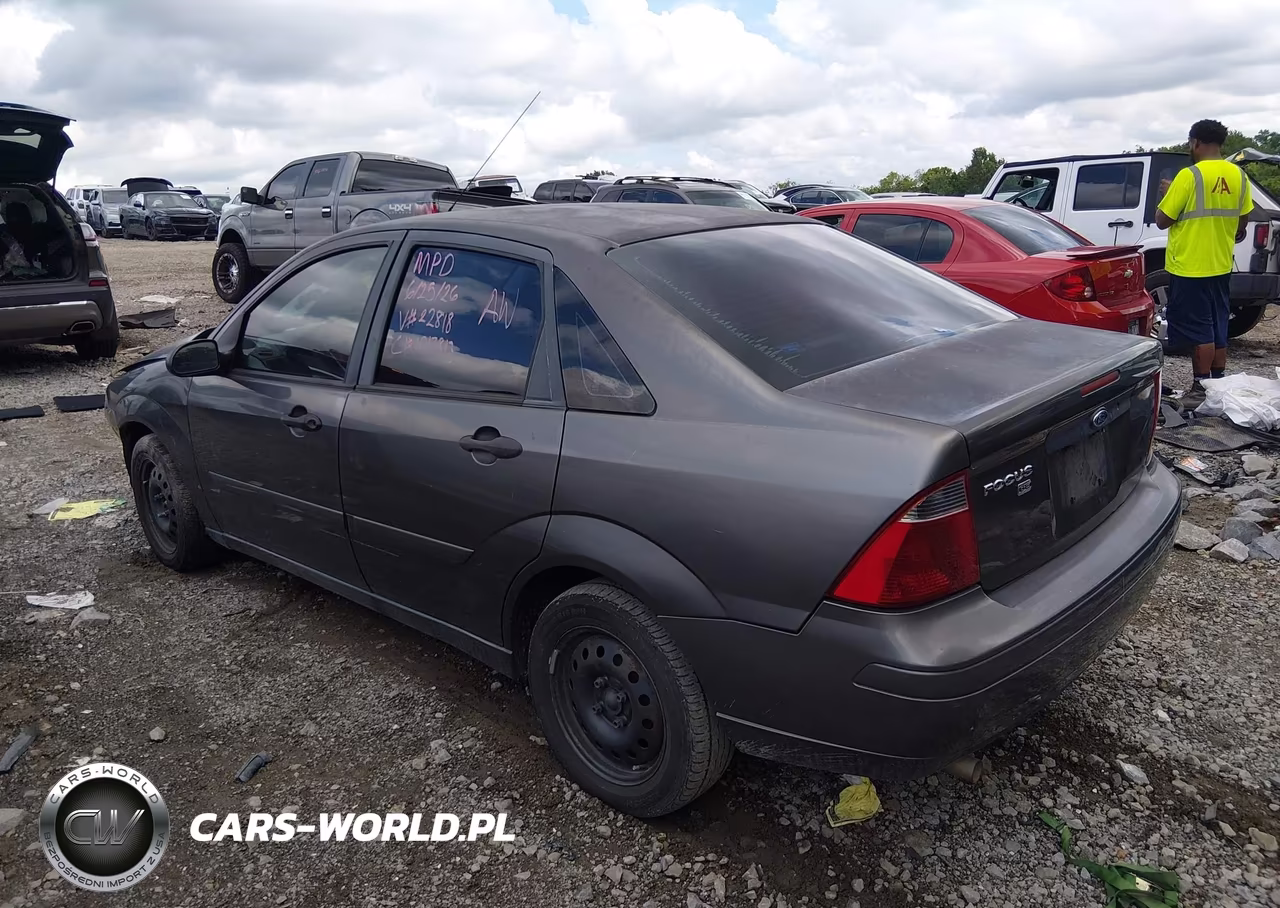 2007 Ford Focus S-Se-Ses VIN:1FAFP34N17W322818 - 3
