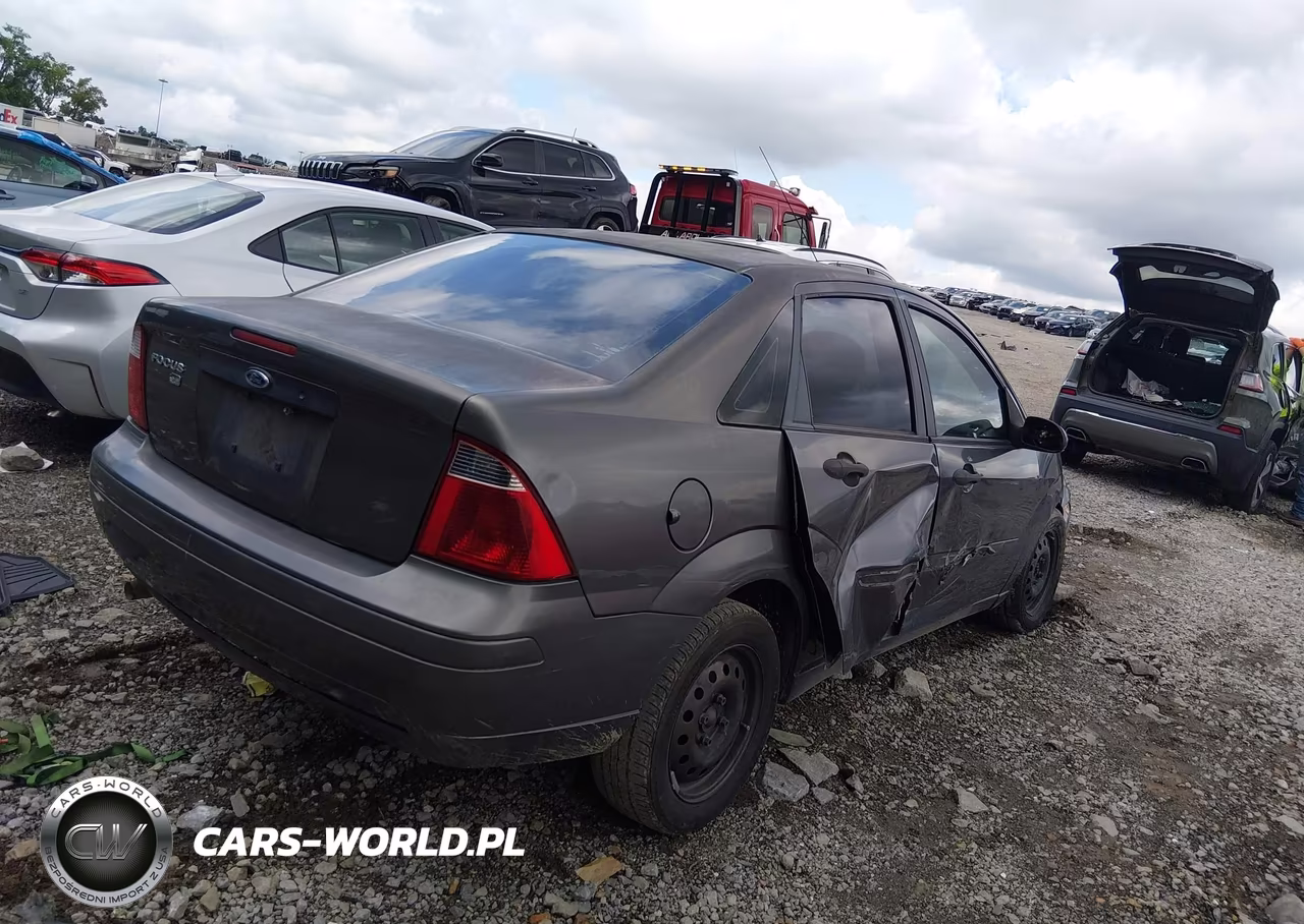 2007 Ford Focus S-Se-Ses VIN:1FAFP34N17W322818 - 4
