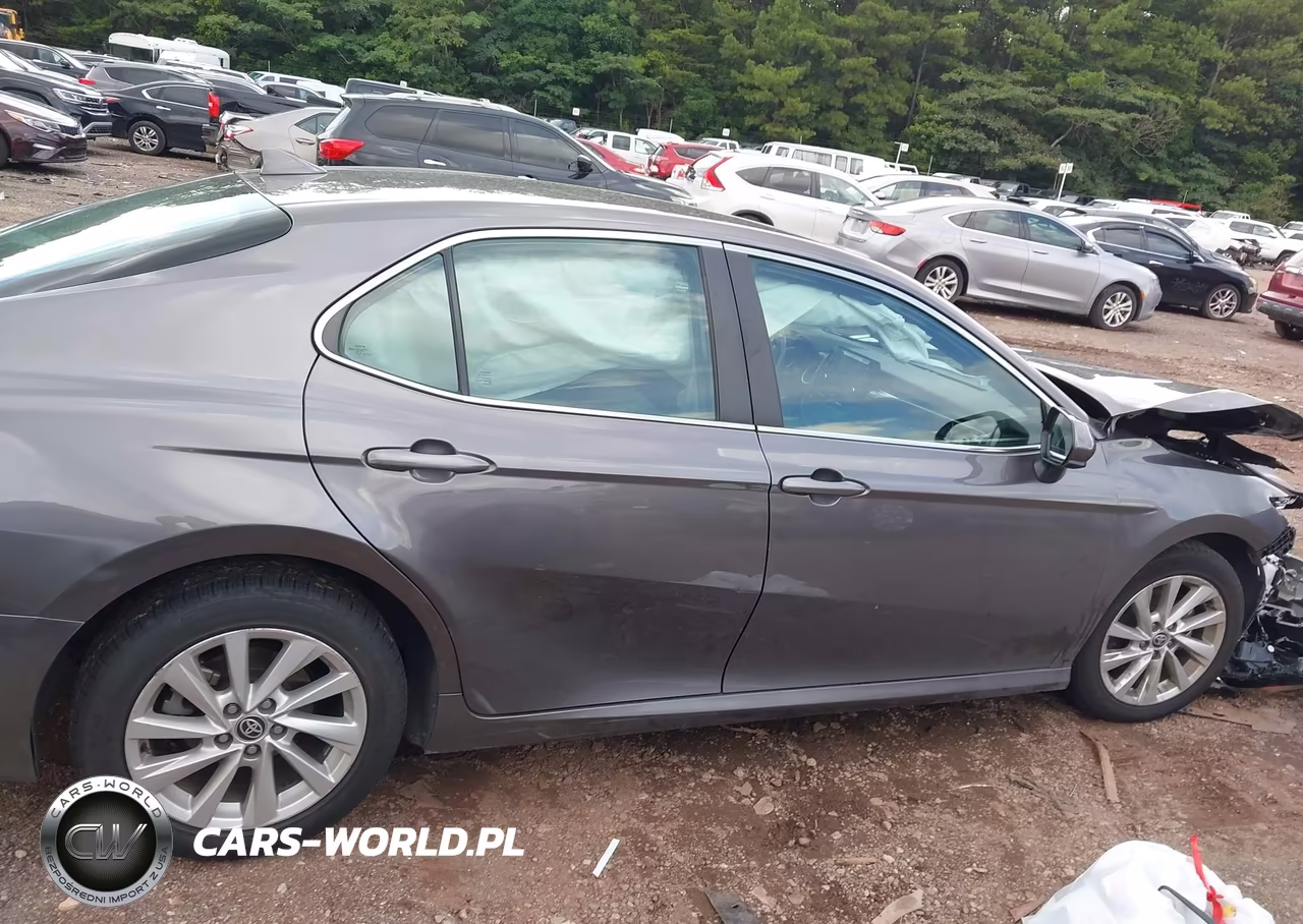2024 Toyota Camry Le VIN:4T1C11AK4RU867547 - 12