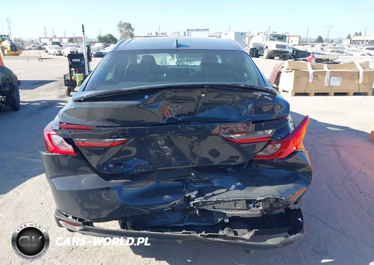 2026 Toyota Camry Se VIN:4T1DAACKXTU670410 - 16