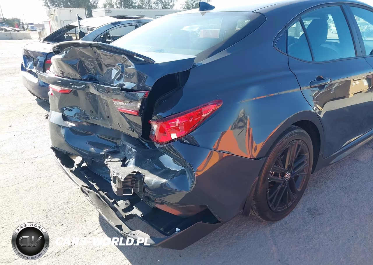 2026 Toyota Camry Se VIN:4T1DAACKXTU670410 - 18