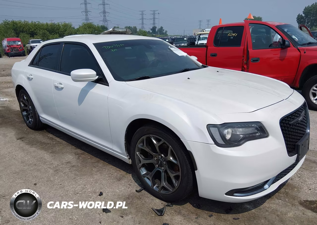 2015 Chrysler 300 S – zdjęcie 1 z 17