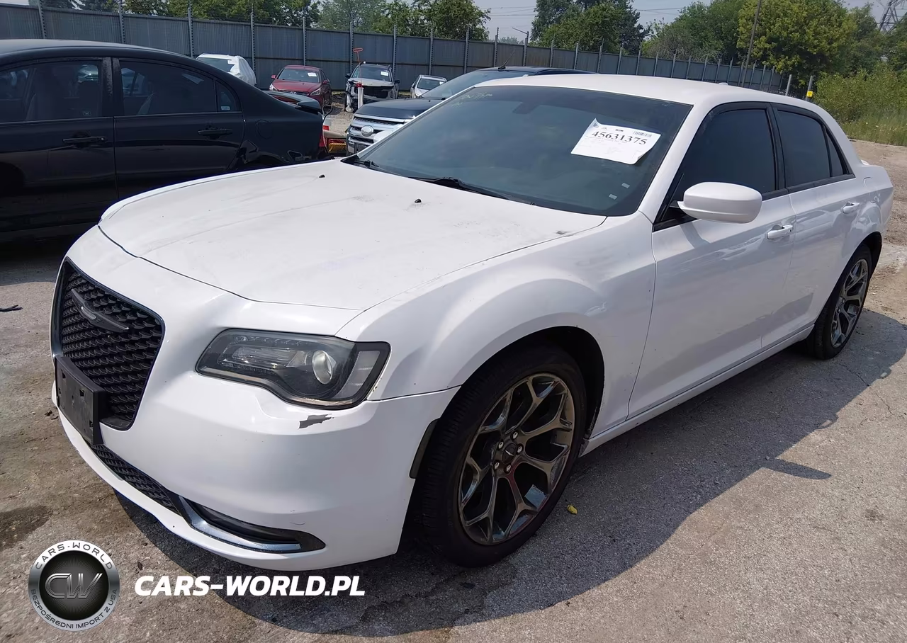 2015 Chrysler 300 S VIN:2C3CCABG5FH829482 - 2