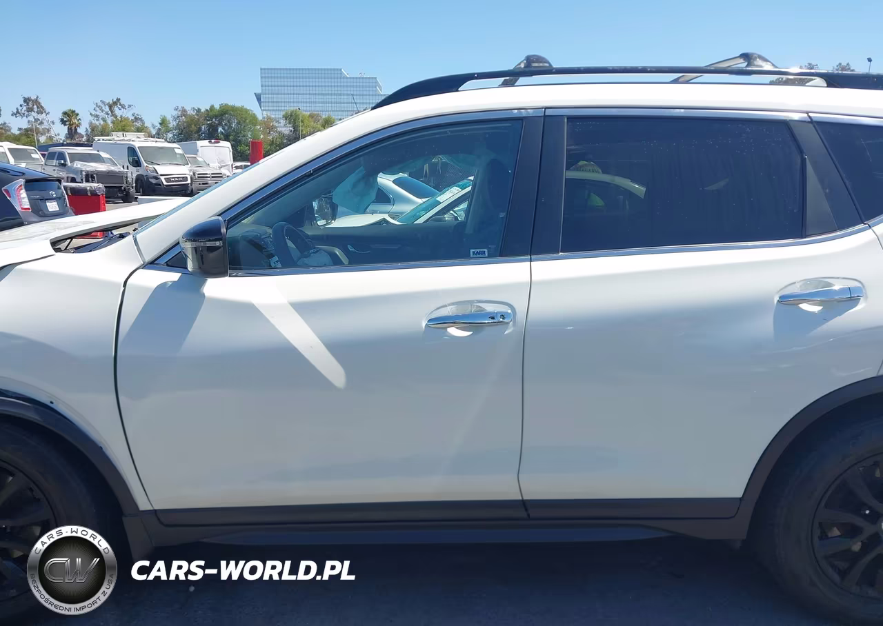 2018 Nissan Rogue Sv VIN:5N1AT2MT9JC806135 - 15