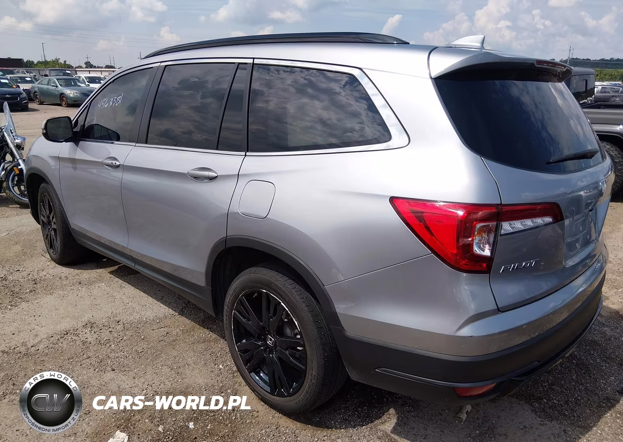 2022 Honda Pilot Awd Special Edition VIN:5FNYF6H28NB044007 - 3