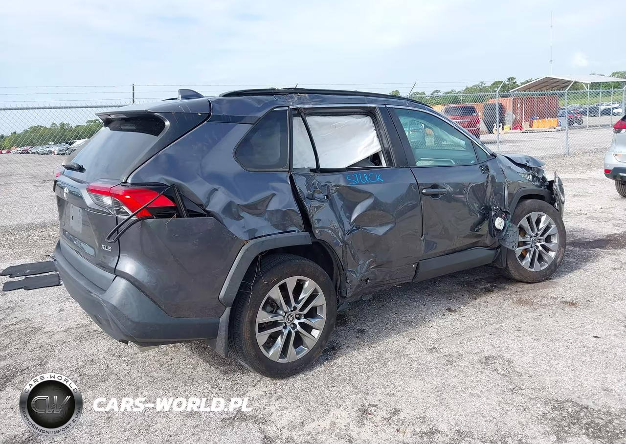 2021 Toyota Rav4 Xle Premium VIN:2T3C1RFV5MC172206 - 4