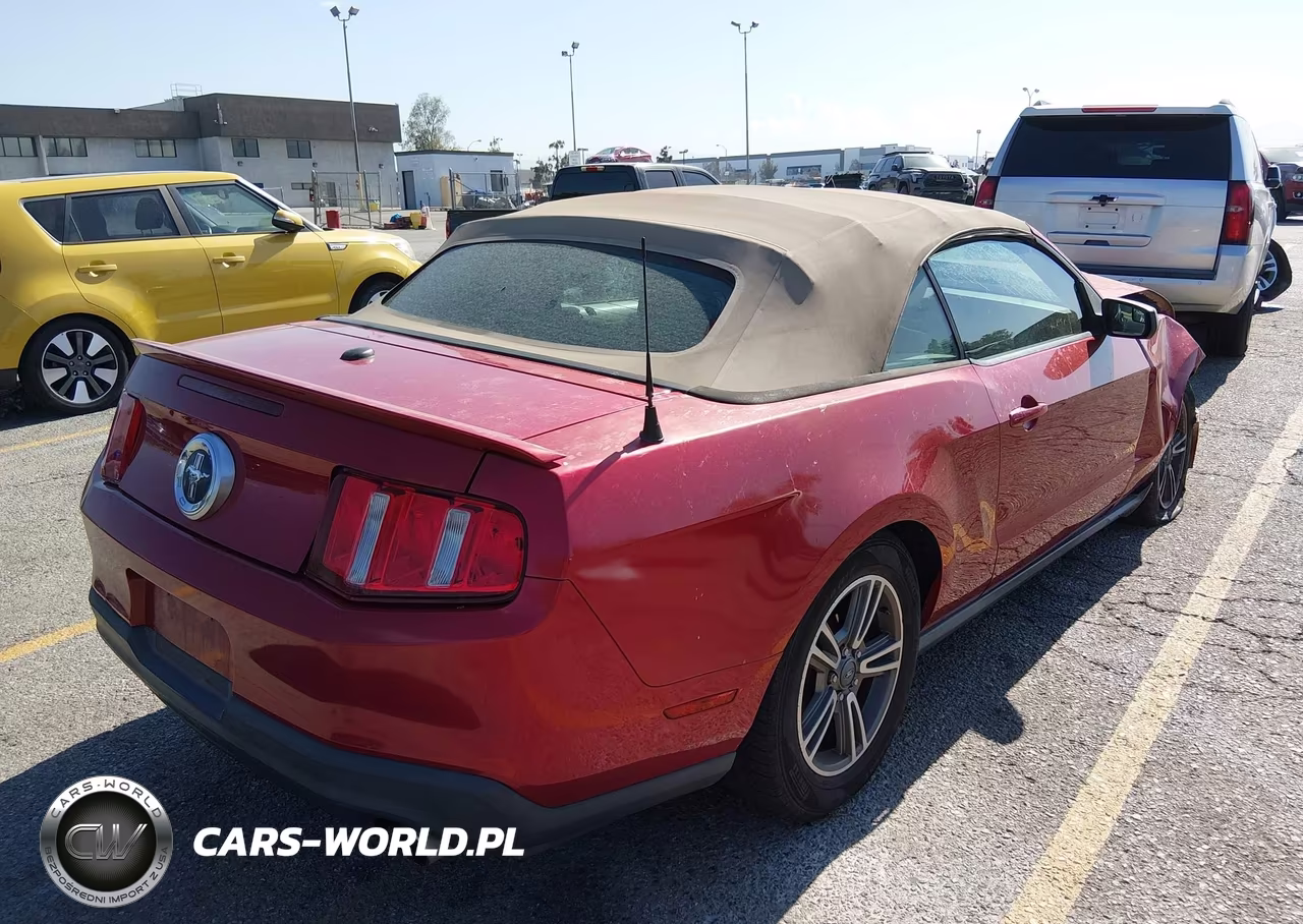 2011 Ford Mustang V6 Premium VIN:1ZVBP8EM1B5117572 - 4