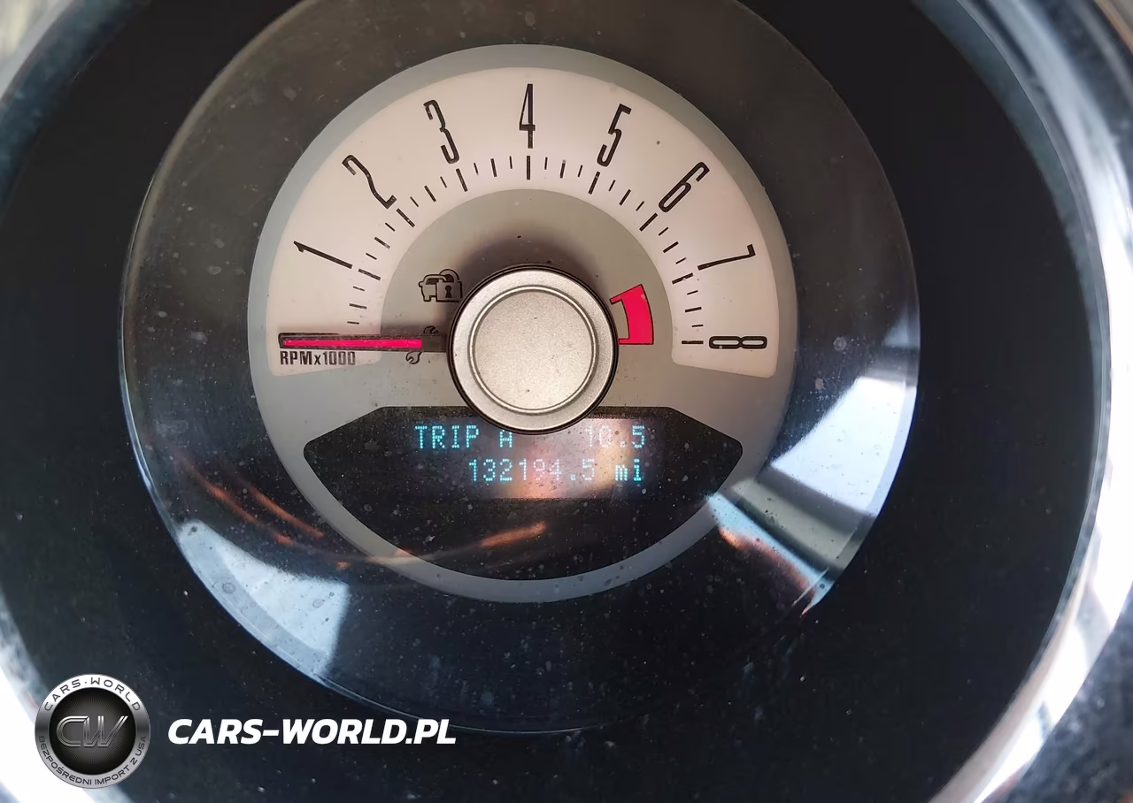 2011 Ford Mustang V6 Premium VIN:1ZVBP8EM1B5117572 - 7