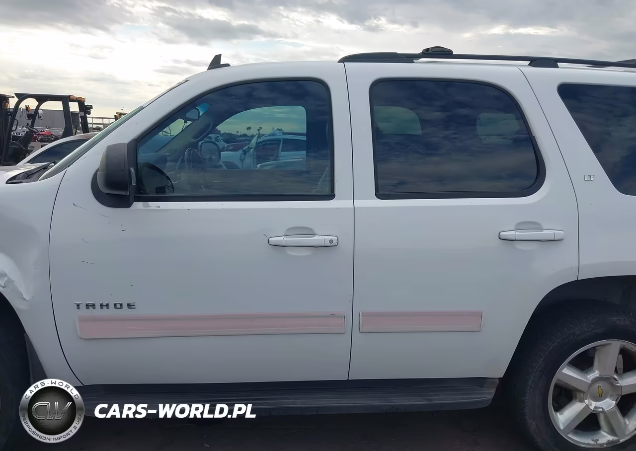 2010 Chevrolet Tahoe Lt VIN:1GNUKBE04AR274094 - 15