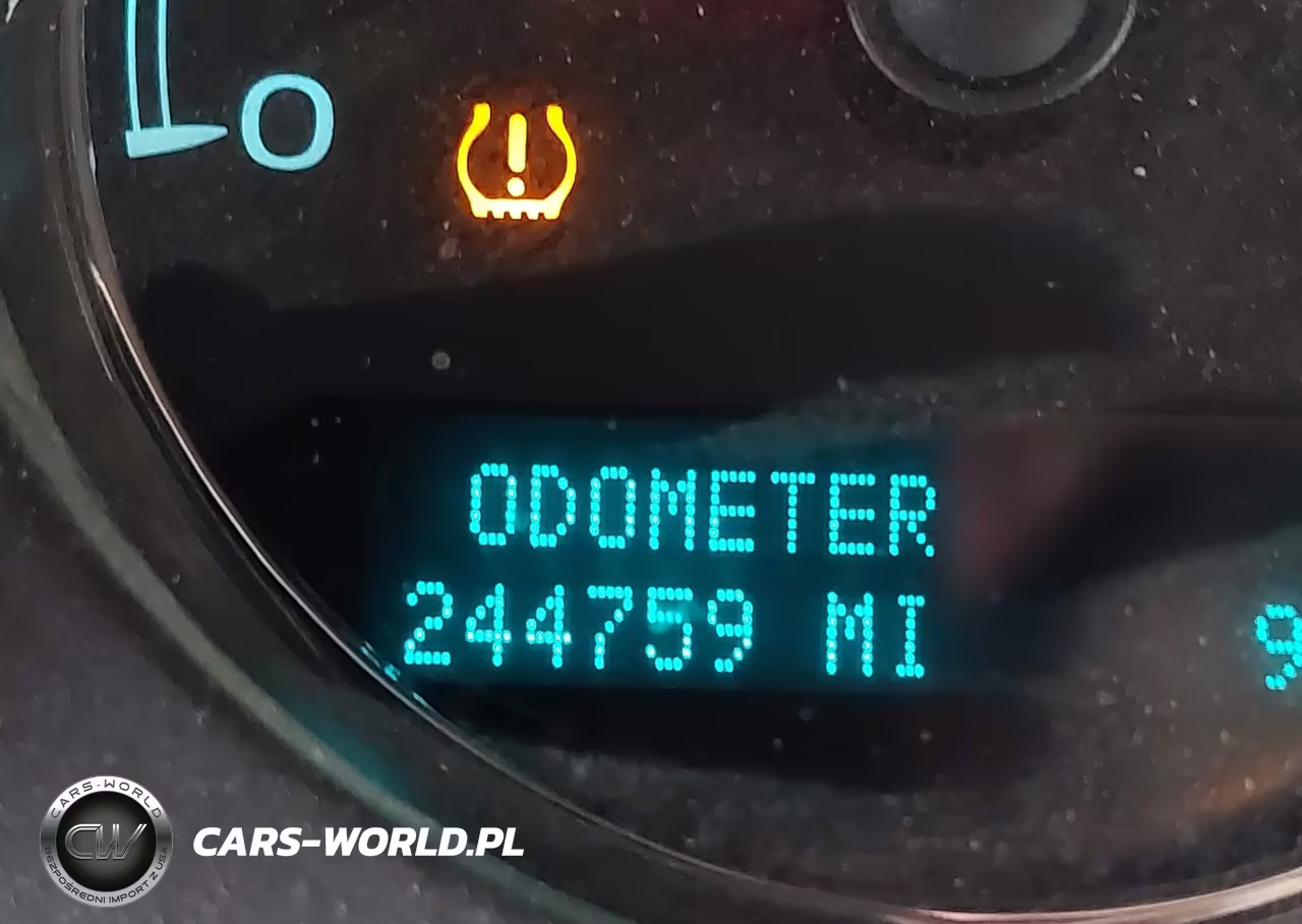 2010 Chevrolet Tahoe Lt VIN:1GNUKBE04AR274094 - 16