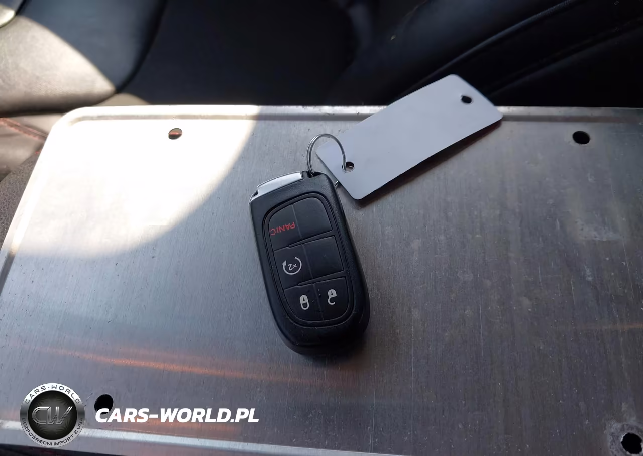 2019 Jeep Cherokee Trailhawk 4X4 VIN:1C4PJMBX2KD309428 - 11