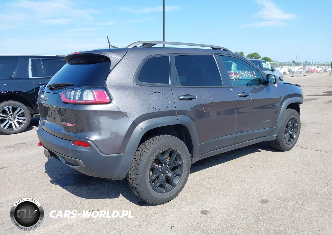 2019 Jeep Cherokee Trailhawk 4X4 VIN:1C4PJMBX2KD309428 - 4