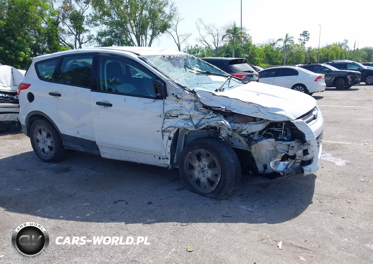 2015 Ford Escape S – zdjęcie 1 z 16