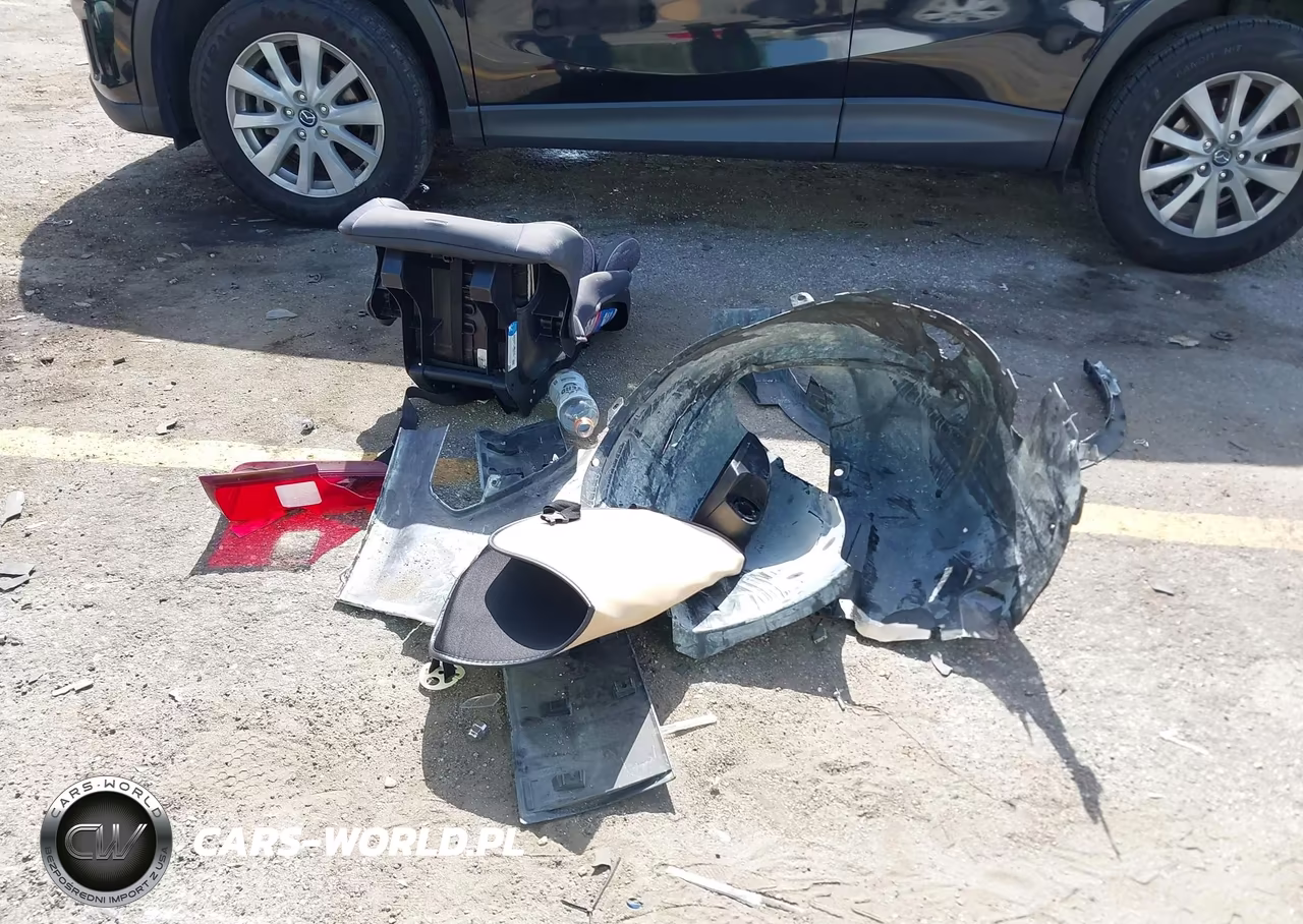 2015 Ford Escape S VIN:1FMCU0F7XFUB65427 - 11