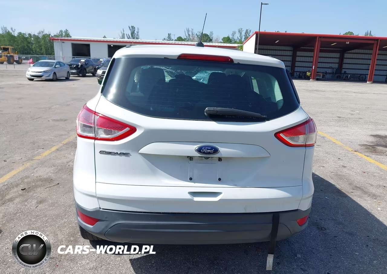 2015 Ford Escape S VIN:1FMCU0F7XFUB65427 - 16