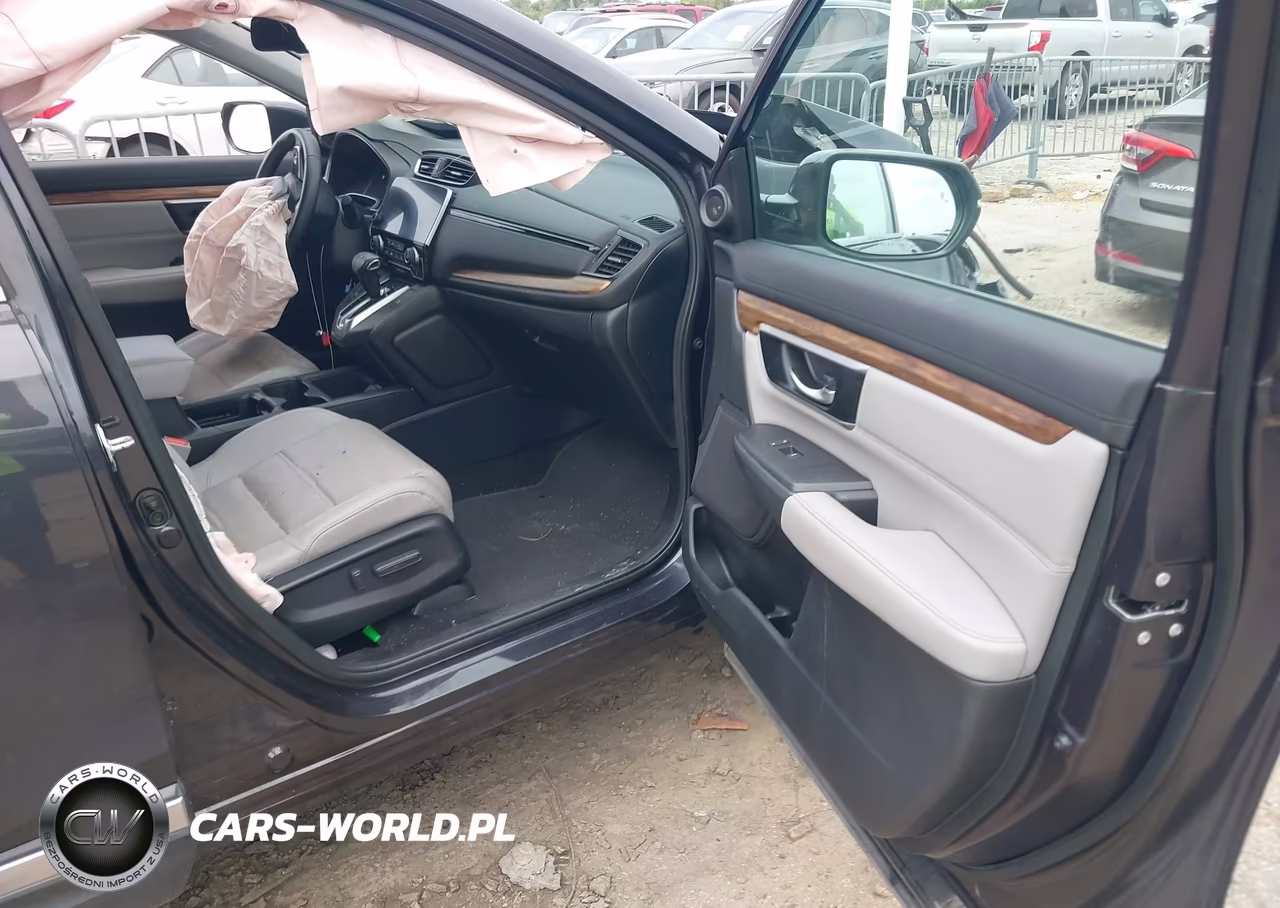 2017 Honda Cr-V Touring VIN:7FARW1H90HE033306 - 5