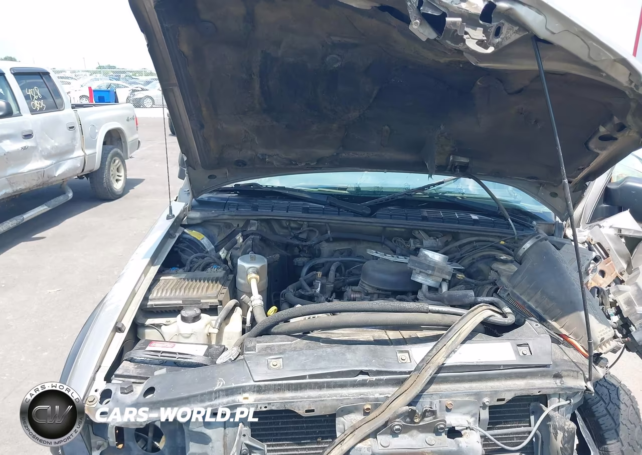 2000 Chevrolet S-10 Ls VIN:1GCCT19W1Y8180667 - 10