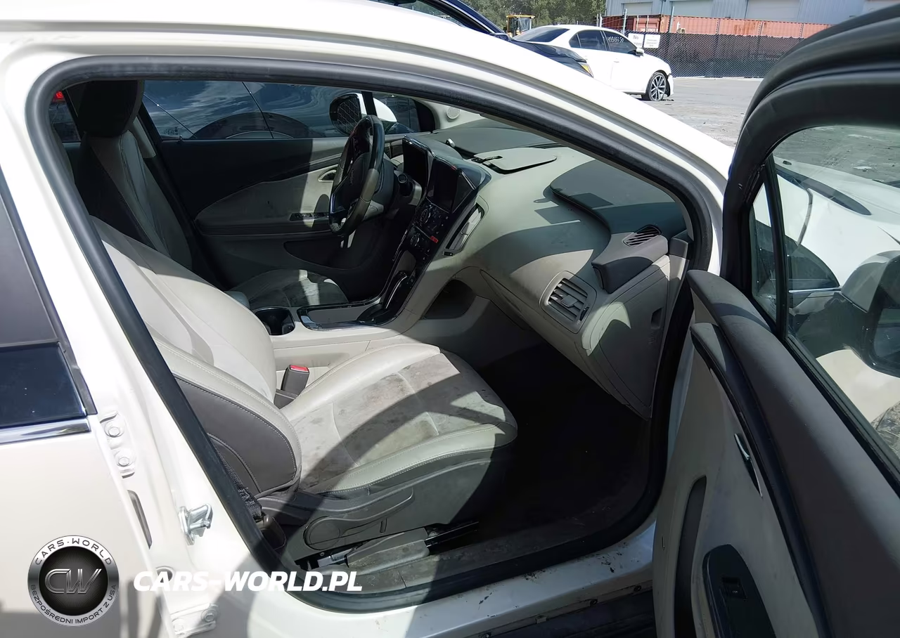 2014 Chevrolet Volt VIN:1G1RD6E42EU167978 - 5