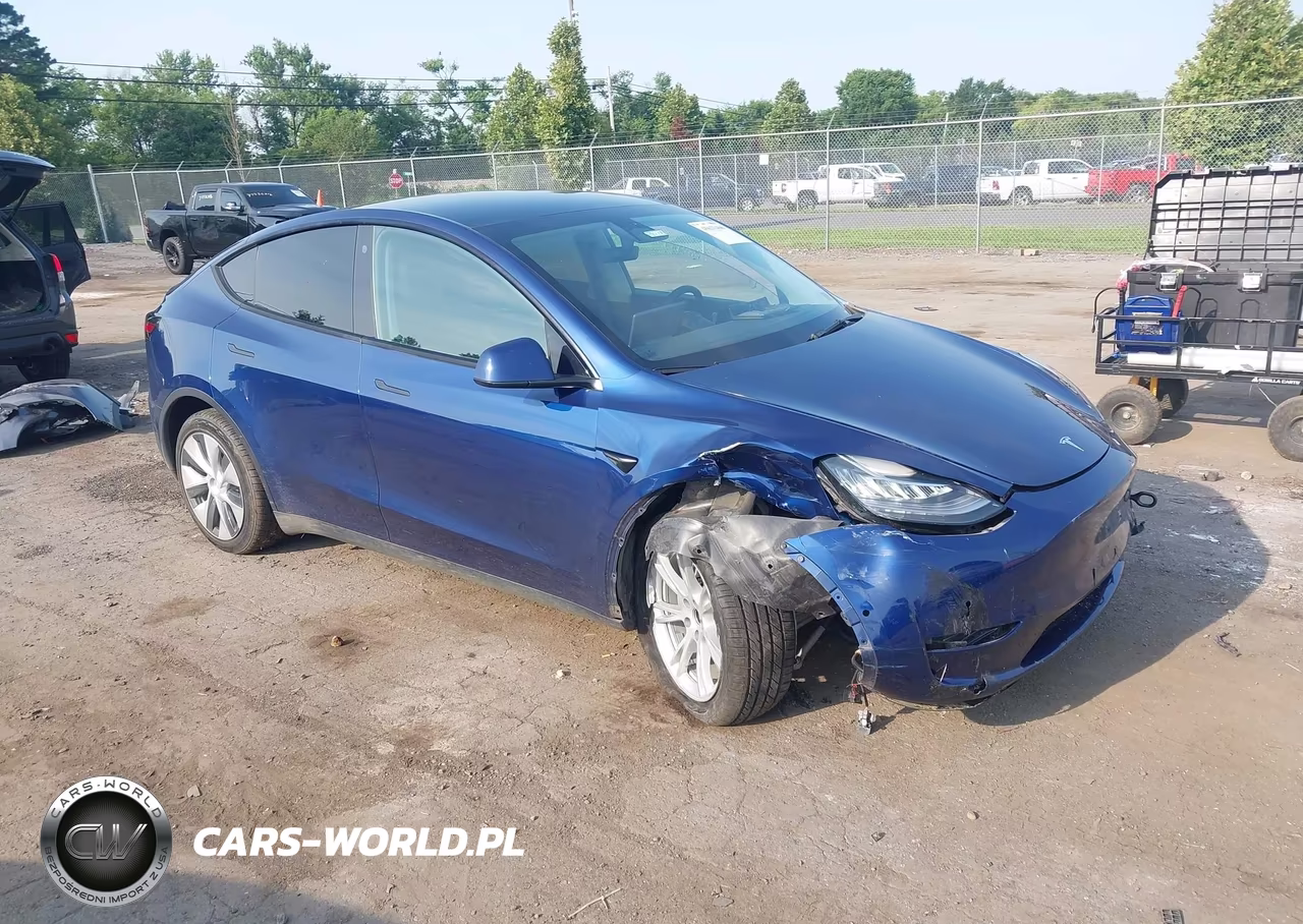2022 Tesla Model Y Long Range Dual Motor All-Wheel Drive – zdjęcie 1 z 15