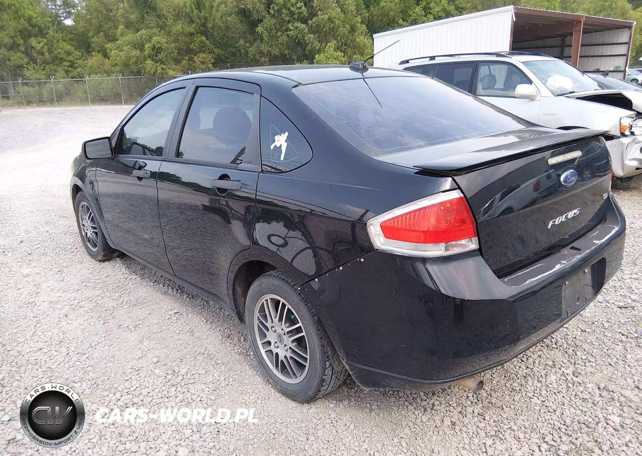 2011 Ford Focus Se VIN:1FAHP3FN5BW178818 - 3