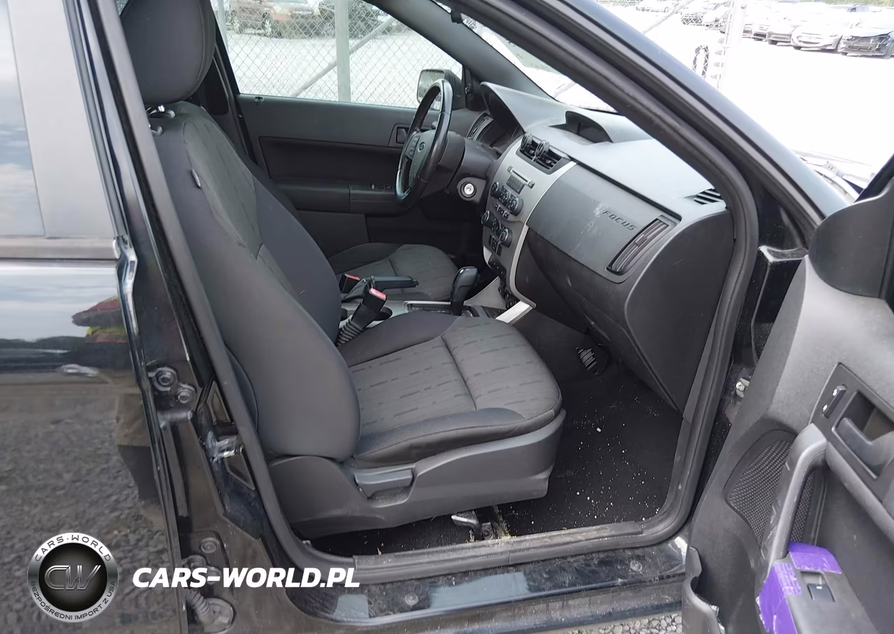 2011 Ford Focus Se VIN:1FAHP3FN5BW178818 - 5
