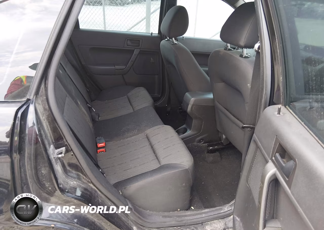 2011 Ford Focus Se VIN:1FAHP3FN5BW178818 - 8