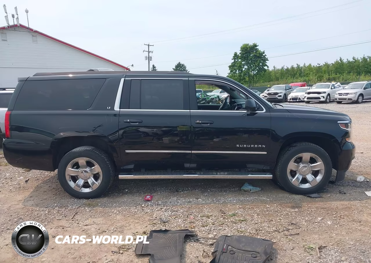 2019 Chevrolet Suburban Lt VIN:1GNSKHKC9KR242218 - 13