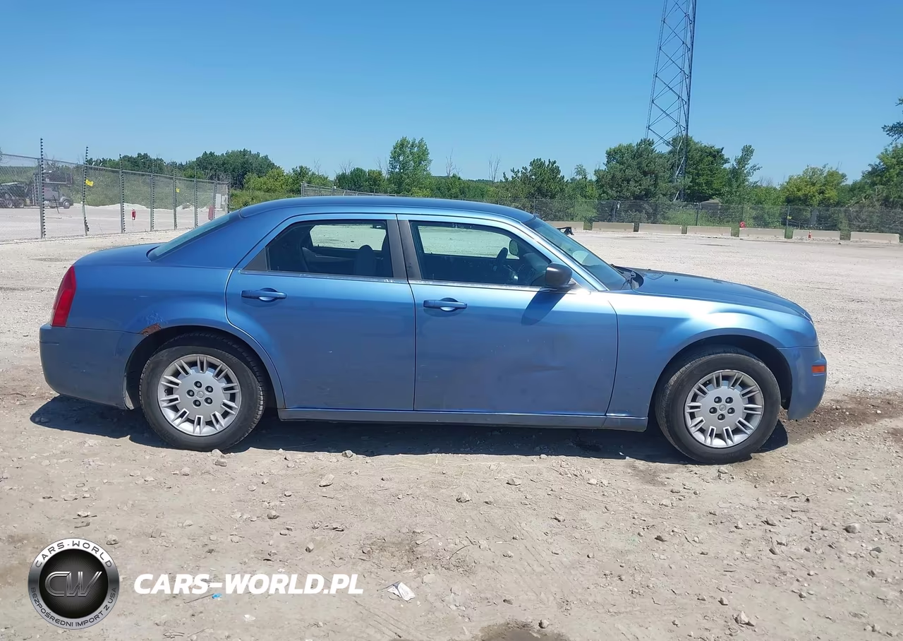 2007 Chrysler 300 VIN:2C3KA43R27H829735 - 13