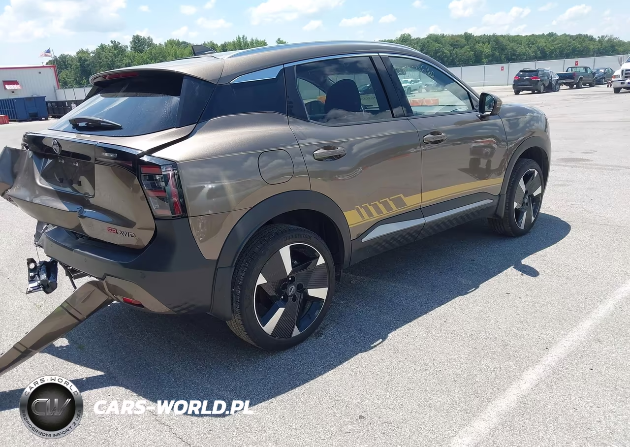 2025 Nissan Kicks Sr Intelligent Awd VIN:3N8AP6DD4SL314695 - 4